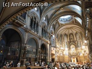 [P27] Interior bazilica Santa Maria de Montserrat.  » foto by maryka
 - 
<span class="allrVoted glyphicon glyphicon-heart hidden" id="av1122029"></span>
<a class="m-l-10 hidden" id="sv1122029" onclick="voting_Foto_DelVot(,1122029,3448)" role="button">șterge vot <span class="glyphicon glyphicon-remove"></span></a>
<a id="v91122029" class=" c-red"  onclick="voting_Foto_SetVot(1122029)" role="button"><span class="glyphicon glyphicon-heart-empty"></span> <b>LIKE</b> = Votează poza</a> <img class="hidden"  id="f1122029W9" src="/imagini/loader.gif" border="0" /><span class="AjErrMes hidden" id="e1122029ErM"></span>