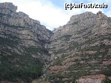 [P01] Acolo sus este manastirea Montserrat » foto by BOGDAN DSN
 - 
<span class="allrVoted glyphicon glyphicon-heart hidden" id="av120821"></span>
<a class="m-l-10 hidden" id="sv120821" onclick="voting_Foto_DelVot(,120821,3448)" role="button">șterge vot <span class="glyphicon glyphicon-remove"></span></a>
<a id="v9120821" class=" c-red"  onclick="voting_Foto_SetVot(120821)" role="button"><span class="glyphicon glyphicon-heart-empty"></span> <b>LIKE</b> = Votează poza</a> <img class="hidden"  id="f120821W9" src="/imagini/loader.gif" border="0" /><span class="AjErrMes hidden" id="e120821ErM"></span>