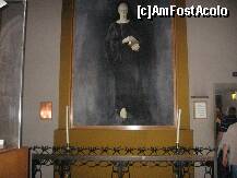 [P07] Aceasta pictura simbol, mi-a placut foarte mult. Totul in negru, existenta, piciorul-legatura cu pamantul, mainile care tin o carte, mainile care fac totul pentru trup si minte si capul- mintea care ne conduce in toate. » foto by balasa violeta
 - 
<span class="allrVoted glyphicon glyphicon-heart hidden" id="av128385"></span>
<a class="m-l-10 hidden" id="sv128385" onclick="voting_Foto_DelVot(,128385,3448)" role="button">șterge vot <span class="glyphicon glyphicon-remove"></span></a>
<a id="v9128385" class=" c-red"  onclick="voting_Foto_SetVot(128385)" role="button"><span class="glyphicon glyphicon-heart-empty"></span> <b>LIKE</b> = Votează poza</a> <img class="hidden"  id="f128385W9" src="/imagini/loader.gif" border="0" /><span class="AjErrMes hidden" id="e128385ErM"></span>