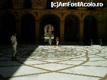 [P22] Curtea interioara a Manastirii. » foto by sandu.53
 - 
<span class="allrVoted glyphicon glyphicon-heart hidden" id="av168957"></span>
<a class="m-l-10 hidden" id="sv168957" onclick="voting_Foto_DelVot(,168957,3448)" role="button">șterge vot <span class="glyphicon glyphicon-remove"></span></a>
<a id="v9168957" class=" c-red"  onclick="voting_Foto_SetVot(168957)" role="button"><span class="glyphicon glyphicon-heart-empty"></span> <b>LIKE</b> = Votează poza</a> <img class="hidden"  id="f168957W9" src="/imagini/loader.gif" border="0" /><span class="AjErrMes hidden" id="e168957ErM"></span>