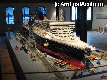 [P04] Exponat din muzeu - Queen Mary II (realizat din Lego) » foto by vini
 - 
<span class="allrVoted glyphicon glyphicon-heart hidden" id="av19878"></span>
<a class="m-l-10 hidden" id="sv19878" onclick="voting_Foto_DelVot(,19878,3449)" role="button">șterge vot <span class="glyphicon glyphicon-remove"></span></a>
<a id="v919878" class=" c-red"  onclick="voting_Foto_SetVot(19878)" role="button"><span class="glyphicon glyphicon-heart-empty"></span> <b>LIKE</b> = Votează poza</a> <img class="hidden"  id="f19878W9" src="/imagini/loader.gif" border="0" /><span class="AjErrMes hidden" id="e19878ErM"></span>