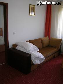 [P10] Canapea extensibila living apartament » foto by narcisa
 - 
<span class="allrVoted glyphicon glyphicon-heart hidden" id="av121009"></span>
<a class="m-l-10 hidden" id="sv121009" onclick="voting_Foto_DelVot(,121009,3455)" role="button">șterge vot <span class="glyphicon glyphicon-remove"></span></a>
<a id="v9121009" class=" c-red"  onclick="voting_Foto_SetVot(121009)" role="button"><span class="glyphicon glyphicon-heart-empty"></span> <b>LIKE</b> = Votează poza</a> <img class="hidden"  id="f121009W9" src="/imagini/loader.gif" border="0" /><span class="AjErrMes hidden" id="e121009ErM"></span>