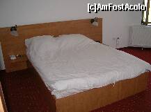 [P07] Pat matrimonial dormitor apartament » foto by narcisa
 - 
<span class="allrVoted glyphicon glyphicon-heart hidden" id="av121000"></span>
<a class="m-l-10 hidden" id="sv121000" onclick="voting_Foto_DelVot(,121000,3455)" role="button">șterge vot <span class="glyphicon glyphicon-remove"></span></a>
<a id="v9121000" class=" c-red"  onclick="voting_Foto_SetVot(121000)" role="button"><span class="glyphicon glyphicon-heart-empty"></span> <b>LIKE</b> = Votează poza</a> <img class="hidden"  id="f121000W9" src="/imagini/loader.gif" border="0" /><span class="AjErrMes hidden" id="e121000ErM"></span>