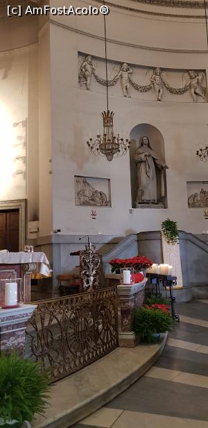 [P15] interior biserica madre di dio » foto by adutza_ghiocel
 - 
<span class="allrVoted glyphicon glyphicon-heart hidden" id="av1170529"></span>
<a class="m-l-10 hidden" id="sv1170529" onclick="voting_Foto_DelVot(,1170529,3466)" role="button">șterge vot <span class="glyphicon glyphicon-remove"></span></a>
<a id="v91170529" class=" c-red"  onclick="voting_Foto_SetVot(1170529)" role="button"><span class="glyphicon glyphicon-heart-empty"></span> <b>LIKE</b> = Votează poza</a> <img class="hidden"  id="f1170529W9" src="/imagini/loader.gif" border="0" /><span class="AjErrMes hidden" id="e1170529ErM"></span>