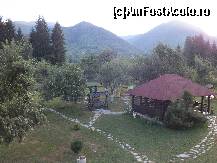 [P01] Vedere de la Balcon: O parte din curte cu foisorul aferent » foto by dalumian
 - 
<span class="allrVoted glyphicon glyphicon-heart hidden" id="av463665"></span>
<a class="m-l-10 hidden" id="sv463665" onclick="voting_Foto_DelVot(,463665,3478)" role="button">șterge vot <span class="glyphicon glyphicon-remove"></span></a>
<a id="v9463665" class=" c-red"  onclick="voting_Foto_SetVot(463665)" role="button"><span class="glyphicon glyphicon-heart-empty"></span> <b>LIKE</b> = Votează poza</a> <img class="hidden"  id="f463665W9" src="/imagini/loader.gif" border="0" /><span class="AjErrMes hidden" id="e463665ErM"></span>