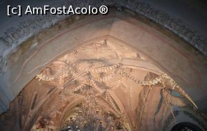 [P10] Kutna Hora - Biserica de Oase » foto by georgiana27
 - 
<span class="allrVoted glyphicon glyphicon-heart hidden" id="av903245"></span>
<a class="m-l-10 hidden" id="sv903245" onclick="voting_Foto_DelVot(,903245,3486)" role="button">șterge vot <span class="glyphicon glyphicon-remove"></span></a>
<a id="v9903245" class=" c-red"  onclick="voting_Foto_SetVot(903245)" role="button"><span class="glyphicon glyphicon-heart-empty"></span> <b>LIKE</b> = Votează poza</a> <img class="hidden"  id="f903245W9" src="/imagini/loader.gif" border="0" /><span class="AjErrMes hidden" id="e903245ErM"></span>