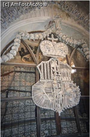 [P07] Kutna Hora - Biserica de Oase » foto by georgiana27
 - 
<span class="allrVoted glyphicon glyphicon-heart hidden" id="av903242"></span>
<a class="m-l-10 hidden" id="sv903242" onclick="voting_Foto_DelVot(,903242,3486)" role="button">șterge vot <span class="glyphicon glyphicon-remove"></span></a>
<a id="v9903242" class=" c-red"  onclick="voting_Foto_SetVot(903242)" role="button"><span class="glyphicon glyphicon-heart-empty"></span> <b>LIKE</b> = Votează poza</a> <img class="hidden"  id="f903242W9" src="/imagini/loader.gif" border="0" /><span class="AjErrMes hidden" id="e903242ErM"></span>