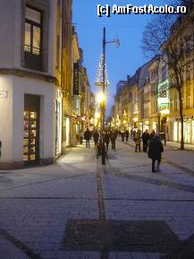 [P05] Luxemburg - o stradă comercială pietonală din centru, purtând încă decorul de Crăciun » foto by Dragoș_MD
 - 
<span class="allrVoted glyphicon glyphicon-heart hidden" id="av179122"></span>
<a class="m-l-10 hidden" id="sv179122" onclick="voting_Foto_DelVot(,179122,3489)" role="button">șterge vot <span class="glyphicon glyphicon-remove"></span></a>
<a id="v9179122" class=" c-red"  onclick="voting_Foto_SetVot(179122)" role="button"><span class="glyphicon glyphicon-heart-empty"></span> <b>LIKE</b> = Votează poza</a> <img class="hidden"  id="f179122W9" src="/imagini/loader.gif" border="0" /><span class="AjErrMes hidden" id="e179122ErM"></span>