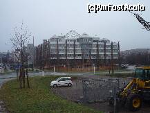 [P18] Cartierul Kirchberg - Clădirea Deutsche Bank » foto by Dragoș_MD
 - 
<span class="allrVoted glyphicon glyphicon-heart hidden" id="av178609"></span>
<a class="m-l-10 hidden" id="sv178609" onclick="voting_Foto_DelVot(,178609,3489)" role="button">șterge vot <span class="glyphicon glyphicon-remove"></span></a>
<a id="v9178609" class=" c-red"  onclick="voting_Foto_SetVot(178609)" role="button"><span class="glyphicon glyphicon-heart-empty"></span> <b>LIKE</b> = Votează poza</a> <img class="hidden"  id="f178609W9" src="/imagini/loader.gif" border="0" /><span class="AjErrMes hidden" id="e178609ErM"></span>