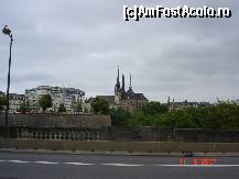 [P03] vedere de pe pod:) cu turnurile catedralei Luxemburg » foto by zpedro*
 - 
<span class="allrVoted glyphicon glyphicon-heart hidden" id="av94654"></span>
<a class="m-l-10 hidden" id="sv94654" onclick="voting_Foto_DelVot(,94654,3489)" role="button">șterge vot <span class="glyphicon glyphicon-remove"></span></a>
<a id="v994654" class=" c-red"  onclick="voting_Foto_SetVot(94654)" role="button"><span class="glyphicon glyphicon-heart-empty"></span> <b>LIKE</b> = Votează poza</a> <img class="hidden"  id="f94654W9" src="/imagini/loader.gif" border="0" /><span class="AjErrMes hidden" id="e94654ErM"></span>