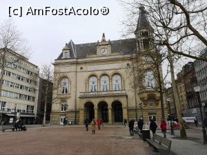 [P15] Palatul Orașului, parte a Cercle-Cité, în Piața Armelor » foto by crismis
 - 
<span class="allrVoted glyphicon glyphicon-heart hidden" id="av1062258"></span>
<a class="m-l-10 hidden" id="sv1062258" onclick="voting_Foto_DelVot(,1062258,3489)" role="button">șterge vot <span class="glyphicon glyphicon-remove"></span></a>
<a id="v91062258" class=" c-red"  onclick="voting_Foto_SetVot(1062258)" role="button"><span class="glyphicon glyphicon-heart-empty"></span> <b>LIKE</b> = Votează poza</a> <img class="hidden"  id="f1062258W9" src="/imagini/loader.gif" border="0" /><span class="AjErrMes hidden" id="e1062258ErM"></span>