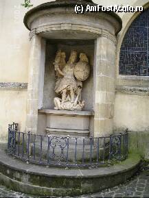 [P40] Fântână lângă Monumentul Solidarităţii Naţionale » foto by Costi
 - 
<span class="allrVoted glyphicon glyphicon-heart hidden" id="av25992"></span>
<a class="m-l-10 hidden" id="sv25992" onclick="voting_Foto_DelVot(,25992,3489)" role="button">șterge vot <span class="glyphicon glyphicon-remove"></span></a>
<a id="v925992" class=" c-red"  onclick="voting_Foto_SetVot(25992)" role="button"><span class="glyphicon glyphicon-heart-empty"></span> <b>LIKE</b> = Votează poza</a> <img class="hidden"  id="f25992W9" src="/imagini/loader.gif" border="0" /><span class="AjErrMes hidden" id="e25992ErM"></span>