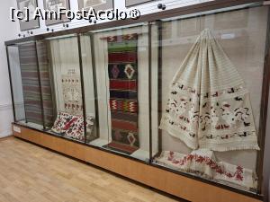 [P05] Muzeul de Artă Populară Constanța, Parter, Sală din partea stângă a holului » foto by mprofeanu
 - 
<span class="allrVoted glyphicon glyphicon-heart hidden" id="av1522658"></span>
<a class="m-l-10 hidden" id="sv1522658" onclick="voting_Foto_DelVot(,1522658,3496)" role="button">șterge vot <span class="glyphicon glyphicon-remove"></span></a>
<a id="v91522658" class=" c-red"  onclick="voting_Foto_SetVot(1522658)" role="button"><span class="glyphicon glyphicon-heart-empty"></span> <b>LIKE</b> = Votează poza</a> <img class="hidden"  id="f1522658W9" src="/imagini/loader.gif" border="0" /><span class="AjErrMes hidden" id="e1522658ErM"></span>