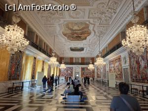 [P28] Copenhaga, Palatul Christiansborg, Sălile Regale de Recepție, Marea Sală » foto by mprofeanu
 - 
<span class="allrVoted glyphicon glyphicon-heart hidden" id="av1506241"></span>
<a class="m-l-10 hidden" id="sv1506241" onclick="voting_Foto_DelVot(,1506241,3497)" role="button">șterge vot <span class="glyphicon glyphicon-remove"></span></a>
<a id="v91506241" class=" c-red"  onclick="voting_Foto_SetVot(1506241)" role="button"><span class="glyphicon glyphicon-heart-empty"></span> <b>LIKE</b> = Votează poza</a> <img class="hidden"  id="f1506241W9" src="/imagini/loader.gif" border="0" /><span class="AjErrMes hidden" id="e1506241ErM"></span>