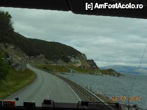 [P10] Pe drumul de coastă, spre Tromsø.  » foto by iulianic
 - 
<span class="allrVoted glyphicon glyphicon-heart hidden" id="av486713"></span>
<a class="m-l-10 hidden" id="sv486713" onclick="voting_Foto_DelVot(,486713,3499)" role="button">șterge vot <span class="glyphicon glyphicon-remove"></span></a>
<a id="v9486713" class=" c-red"  onclick="voting_Foto_SetVot(486713)" role="button"><span class="glyphicon glyphicon-heart-empty"></span> <b>LIKE</b> = Votează poza</a> <img class="hidden"  id="f486713W9" src="/imagini/loader.gif" border="0" /><span class="AjErrMes hidden" id="e486713ErM"></span>