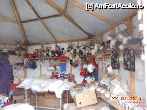 [P21] Gildetun - Multe şi variate suvenituri la popasul turistic.  » foto by iulianic
 - 
<span class="allrVoted glyphicon glyphicon-heart hidden" id="av486724"></span>
<a class="m-l-10 hidden" id="sv486724" onclick="voting_Foto_DelVot(,486724,3499)" role="button">șterge vot <span class="glyphicon glyphicon-remove"></span></a>
<a id="v9486724" class=" c-red"  onclick="voting_Foto_SetVot(486724)" role="button"><span class="glyphicon glyphicon-heart-empty"></span> <b>LIKE</b> = Votează poza</a> <img class="hidden"  id="f486724W9" src="/imagini/loader.gif" border="0" /><span class="AjErrMes hidden" id="e486724ErM"></span>