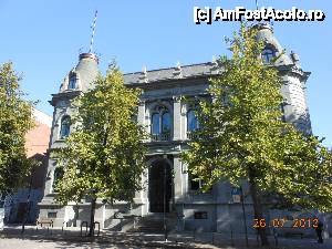 [P17] Trondheim - Clădire modernă în oraşul vechi.  » foto by iulianic
 - 
<span class="allrVoted glyphicon glyphicon-heart hidden" id="av486989"></span>
<a class="m-l-10 hidden" id="sv486989" onclick="voting_Foto_DelVot(,486989,3499)" role="button">șterge vot <span class="glyphicon glyphicon-remove"></span></a>
<a id="v9486989" class=" c-red"  onclick="voting_Foto_SetVot(486989)" role="button"><span class="glyphicon glyphicon-heart-empty"></span> <b>LIKE</b> = Votează poza</a> <img class="hidden"  id="f486989W9" src="/imagini/loader.gif" border="0" /><span class="AjErrMes hidden" id="e486989ErM"></span>