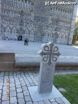 [P44] Trondheim - Catedrala Nidaros.  » foto by iulianic
 - 
<span class="allrVoted glyphicon glyphicon-heart hidden" id="av487016"></span>
<a class="m-l-10 hidden" id="sv487016" onclick="voting_Foto_DelVot(,487016,3499)" role="button">șterge vot <span class="glyphicon glyphicon-remove"></span></a>
<a id="v9487016" class=" c-red"  onclick="voting_Foto_SetVot(487016)" role="button"><span class="glyphicon glyphicon-heart-empty"></span> <b>LIKE</b> = Votează poza</a> <img class="hidden"  id="f487016W9" src="/imagini/loader.gif" border="0" /><span class="AjErrMes hidden" id="e487016ErM"></span>