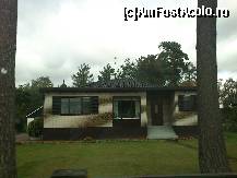 [P14] Casa din Sjöbo.  » foto by alinaro
 - 
<span class="allrVoted glyphicon glyphicon-heart hidden" id="av383042"></span>
<a class="m-l-10 hidden" id="sv383042" onclick="voting_Foto_DelVot(,383042,3500)" role="button">șterge vot <span class="glyphicon glyphicon-remove"></span></a>
<a id="v9383042" class=" c-red"  onclick="voting_Foto_SetVot(383042)" role="button"><span class="glyphicon glyphicon-heart-empty"></span> <b>LIKE</b> = Votează poza</a> <img class="hidden"  id="f383042W9" src="/imagini/loader.gif" border="0" /><span class="AjErrMes hidden" id="e383042ErM"></span>