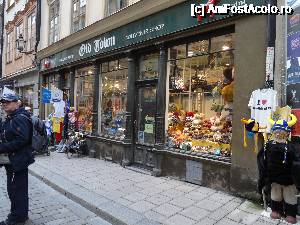 [P05] magazine bijuterii, in vechile case din Gamla Stan » foto by grecudoina
 - 
<span class="allrVoted glyphicon glyphicon-heart hidden" id="av691677"></span>
<a class="m-l-10 hidden" id="sv691677" onclick="voting_Foto_DelVot(,691677,3500)" role="button">șterge vot <span class="glyphicon glyphicon-remove"></span></a>
<a id="v9691677" class=" c-red"  onclick="voting_Foto_SetVot(691677)" role="button"><span class="glyphicon glyphicon-heart-empty"></span> <b>LIKE</b> = Votează poza</a> <img class="hidden"  id="f691677W9" src="/imagini/loader.gif" border="0" /><span class="AjErrMes hidden" id="e691677ErM"></span>