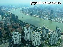 [P06] Huangpu River, Shanghai » foto by badge®
 - 
<span class="allrVoted glyphicon glyphicon-heart hidden" id="av168964"></span>
<a class="m-l-10 hidden" id="sv168964" onclick="voting_Foto_DelVot(,168964,3501)" role="button">șterge vot <span class="glyphicon glyphicon-remove"></span></a>
<a id="v9168964" class=" c-red"  onclick="voting_Foto_SetVot(168964)" role="button"><span class="glyphicon glyphicon-heart-empty"></span> <b>LIKE</b> = Votează poza</a> <img class="hidden"  id="f168964W9" src="/imagini/loader.gif" border="0" /><span class="AjErrMes hidden" id="e168964ErM"></span>