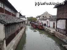 [P07] Casele se afla langa canalele raului Dongzha.  » foto by Marian Preda
 - 
<span class="allrVoted glyphicon glyphicon-heart hidden" id="av351015"></span>
<a class="m-l-10 hidden" id="sv351015" onclick="voting_Foto_DelVot(,351015,3501)" role="button">șterge vot <span class="glyphicon glyphicon-remove"></span></a>
<a id="v9351015" class=" c-red"  onclick="voting_Foto_SetVot(351015)" role="button"><span class="glyphicon glyphicon-heart-empty"></span> <b>LIKE</b> = Votează poza</a> <img class="hidden"  id="f351015W9" src="/imagini/loader.gif" border="0" /><span class="AjErrMes hidden" id="e351015ErM"></span>