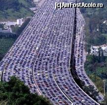 [P19] Trafic - imagine preluata de pe net! Sincer, n-am vazut asa ceva!  » foto by Marian Preda
 - 
<span class="allrVoted glyphicon glyphicon-heart hidden" id="av398451"></span>
<a class="m-l-10 hidden" id="sv398451" onclick="voting_Foto_DelVot(,398451,3501)" role="button">șterge vot <span class="glyphicon glyphicon-remove"></span></a>
<a id="v9398451" class=" c-red"  onclick="voting_Foto_SetVot(398451)" role="button"><span class="glyphicon glyphicon-heart-empty"></span> <b>LIKE</b> = Votează poza</a> <img class="hidden"  id="f398451W9" src="/imagini/loader.gif" border="0" /><span class="AjErrMes hidden" id="e398451ErM"></span>