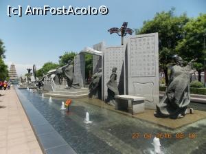 [P68] Xian, Tang Paradise, în fundal Pagoda » foto by mprofeanu
 - 
<span class="allrVoted glyphicon glyphicon-heart hidden" id="av736691"></span>
<a class="m-l-10 hidden" id="sv736691" onclick="voting_Foto_DelVot(,736691,3501)" role="button">șterge vot <span class="glyphicon glyphicon-remove"></span></a>
<a id="v9736691" class=" c-red"  onclick="voting_Foto_SetVot(736691)" role="button"><span class="glyphicon glyphicon-heart-empty"></span> <b>LIKE</b> = Votează poza</a> <img class="hidden"  id="f736691W9" src="/imagini/loader.gif" border="0" /><span class="AjErrMes hidden" id="e736691ErM"></span>