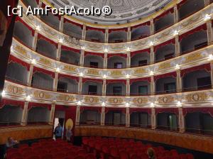 [P18] Noto, interior Teatro Tina di Lorenzo. » foto by maryka
 - 
<span class="allrVoted glyphicon glyphicon-heart hidden" id="av1334085"></span>
<a class="m-l-10 hidden" id="sv1334085" onclick="voting_Foto_DelVot(,1334085,3509)" role="button">șterge vot <span class="glyphicon glyphicon-remove"></span></a>
<a id="v91334085" class=" c-red"  onclick="voting_Foto_SetVot(1334085)" role="button"><span class="glyphicon glyphicon-heart-empty"></span> <b>LIKE</b> = Votează poza</a> <img class="hidden"  id="f1334085W9" src="/imagini/loader.gif" border="0" /><span class="AjErrMes hidden" id="e1334085ErM"></span>