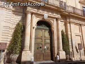 [P01] Palazzo Castellucci, fațada, pe Via Cavour, 10. » foto by maryka
 - 
<span class="allrVoted glyphicon glyphicon-heart hidden" id="av1335602"></span>
<a class="m-l-10 hidden" id="sv1335602" onclick="voting_Foto_DelVot(,1335602,3509)" role="button">șterge vot <span class="glyphicon glyphicon-remove"></span></a>
<a id="v91335602" class=" c-red"  onclick="voting_Foto_SetVot(1335602)" role="button"><span class="glyphicon glyphicon-heart-empty"></span> <b>LIKE</b> = Votează poza</a> <img class="hidden"  id="f1335602W9" src="/imagini/loader.gif" border="0" /><span class="AjErrMes hidden" id="e1335602ErM"></span>