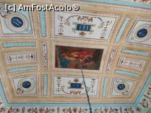 [P22] Superbul tavan pictat din sala de muzică. » foto by maryka
 - 
<span class="allrVoted glyphicon glyphicon-heart hidden" id="av1335623"></span>
<a class="m-l-10 hidden" id="sv1335623" onclick="voting_Foto_DelVot(,1335623,3509)" role="button">șterge vot <span class="glyphicon glyphicon-remove"></span></a>
<a id="v91335623" class=" c-red"  onclick="voting_Foto_SetVot(1335623)" role="button"><span class="glyphicon glyphicon-heart-empty"></span> <b>LIKE</b> = Votează poza</a> <img class="hidden"  id="f1335623W9" src="/imagini/loader.gif" border="0" /><span class="AjErrMes hidden" id="e1335623ErM"></span>