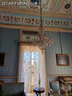 [P61] Sala de muzică, se vede parte din tavan, candelabrul de cristal. » foto by maryka
 - 
<span class="allrVoted glyphicon glyphicon-heart hidden" id="av1335662"></span>
<a class="m-l-10 hidden" id="sv1335662" onclick="voting_Foto_DelVot(,1335662,3509)" role="button">șterge vot <span class="glyphicon glyphicon-remove"></span></a>
<a id="v91335662" class=" c-red"  onclick="voting_Foto_SetVot(1335662)" role="button"><span class="glyphicon glyphicon-heart-empty"></span> <b>LIKE</b> = Votează poza</a> <img class="hidden"  id="f1335662W9" src="/imagini/loader.gif" border="0" /><span class="AjErrMes hidden" id="e1335662ErM"></span>