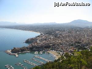 [P07] Vedere catre Castellammare del Golfo » foto by vlado2
 - 
<span class="allrVoted glyphicon glyphicon-heart hidden" id="av454444"></span>
<a class="m-l-10 hidden" id="sv454444" onclick="voting_Foto_DelVot(,454444,3509)" role="button">șterge vot <span class="glyphicon glyphicon-remove"></span></a>
<a id="v9454444" class=" c-red"  onclick="voting_Foto_SetVot(454444)" role="button"><span class="glyphicon glyphicon-heart-empty"></span> <b>LIKE</b> = Votează poza</a> <img class="hidden"  id="f454444W9" src="/imagini/loader.gif" border="0" /><span class="AjErrMes hidden" id="e454444ErM"></span>