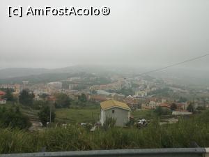 [P20] Enna - orașul de jos văzut în timp ce urcam spre cel de sus (când ceața era ceva mai rară)  » foto by crismis
 - 
<span class="allrVoted glyphicon glyphicon-heart hidden" id="av1123280"></span>
<a class="m-l-10 hidden" id="sv1123280" onclick="voting_Foto_DelVot(,1123280,3509)" role="button">șterge vot <span class="glyphicon glyphicon-remove"></span></a>
<a id="v91123280" class=" c-red"  onclick="voting_Foto_SetVot(1123280)" role="button"><span class="glyphicon glyphicon-heart-empty"></span> <b>LIKE</b> = Votează poza</a> <img class="hidden"  id="f1123280W9" src="/imagini/loader.gif" border="0" /><span class="AjErrMes hidden" id="e1123280ErM"></span>