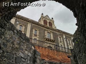 [P04] Din nou în Catania - un frumos palazzo sicilian văzut dintre ruinele Amfiteatrului Roman » foto by crismis
 - 
<span class="allrVoted glyphicon glyphicon-heart hidden" id="av1123263"></span>
<a class="m-l-10 hidden" id="sv1123263" onclick="voting_Foto_DelVot(,1123263,3509)" role="button">șterge vot <span class="glyphicon glyphicon-remove"></span></a>
<a id="v91123263" class=" c-red"  onclick="voting_Foto_SetVot(1123263)" role="button"><span class="glyphicon glyphicon-heart-empty"></span> <b>LIKE</b> = Votează poza</a> <img class="hidden"  id="f1123263W9" src="/imagini/loader.gif" border="0" /><span class="AjErrMes hidden" id="e1123263ErM"></span>