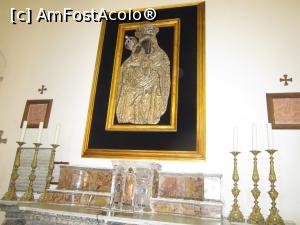 [P55] Aceasta este icoana despre care se spune ca chipurile Sfintei Fecioare si ale pruncului IIsus au fost pictate intr-o noapte de catre un inger.  » foto by bica adriana
 - 
<span class="allrVoted glyphicon glyphicon-heart hidden" id="av921139"></span>
<a class="m-l-10 hidden" id="sv921139" onclick="voting_Foto_DelVot(,921139,3509)" role="button">șterge vot <span class="glyphicon glyphicon-remove"></span></a>
<a id="v9921139" class=" c-red"  onclick="voting_Foto_SetVot(921139)" role="button"><span class="glyphicon glyphicon-heart-empty"></span> <b>LIKE</b> = Votează poza</a> <img class="hidden"  id="f921139W9" src="/imagini/loader.gif" border="0" /><span class="AjErrMes hidden" id="e921139ErM"></span>