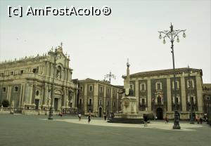 [P03] Piazza del Duomo - Piata centrala din Catania » foto by DanSta
 - 
<span class="allrVoted glyphicon glyphicon-heart hidden" id="av1236501"></span>
<a class="m-l-10 hidden" id="sv1236501" onclick="voting_Foto_DelVot(,1236501,3509)" role="button">șterge vot <span class="glyphicon glyphicon-remove"></span></a>
<a id="v91236501" class=" c-red"  onclick="voting_Foto_SetVot(1236501)" role="button"><span class="glyphicon glyphicon-heart-empty"></span> <b>LIKE</b> = Votează poza</a> <img class="hidden"  id="f1236501W9" src="/imagini/loader.gif" border="0" /><span class="AjErrMes hidden" id="e1236501ErM"></span>