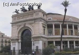 [P13] Intrarea glorioasă de la Teatrul Garibaldi.  » foto by glcitizen
 - 
<span class="allrVoted glyphicon glyphicon-heart hidden" id="av1043186"></span>
<a class="m-l-10 hidden" id="sv1043186" onclick="voting_Foto_DelVot(,1043186,3509)" role="button">șterge vot <span class="glyphicon glyphicon-remove"></span></a>
<a id="v91043186" class=" c-red"  onclick="voting_Foto_SetVot(1043186)" role="button"><span class="glyphicon glyphicon-heart-empty"></span> <b>LIKE</b> = Votează poza</a> <img class="hidden"  id="f1043186W9" src="/imagini/loader.gif" border="0" /><span class="AjErrMes hidden" id="e1043186ErM"></span>