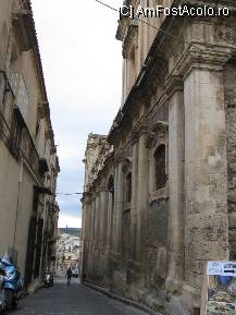 [P14] Noto-strada cu cladiri baroce. » foto by Michi
 - 
<span class="allrVoted glyphicon glyphicon-heart hidden" id="av64715"></span>
<a class="m-l-10 hidden" id="sv64715" onclick="voting_Foto_DelVot(,64715,3509)" role="button">șterge vot <span class="glyphicon glyphicon-remove"></span></a>
<a id="v964715" class=" c-red"  onclick="voting_Foto_SetVot(64715)" role="button"><span class="glyphicon glyphicon-heart-empty"></span> <b>LIKE</b> = Votează poza</a> <img class="hidden"  id="f64715W9" src="/imagini/loader.gif" border="0" /><span class="AjErrMes hidden" id="e64715ErM"></span>