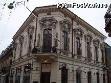 [P06] Str.Covaci - cladire renovata » foto by Diaura*
 - 
<span class="allrVoted glyphicon glyphicon-heart hidden" id="av36876"></span>
<a class="m-l-10 hidden" id="sv36876" onclick="voting_Foto_DelVot(,36876,3511)" role="button">șterge vot <span class="glyphicon glyphicon-remove"></span></a>
<a id="v936876" class=" c-red"  onclick="voting_Foto_SetVot(36876)" role="button"><span class="glyphicon glyphicon-heart-empty"></span> <b>LIKE</b> = Votează poza</a> <img class="hidden"  id="f36876W9" src="/imagini/loader.gif" border="0" /><span class="AjErrMes hidden" id="e36876ErM"></span>