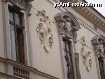 [P07] Str.Covaci - casa renovata - fatada frumos decorata » foto by Diaura*
 - 
<span class="allrVoted glyphicon glyphicon-heart hidden" id="av36877"></span>
<a class="m-l-10 hidden" id="sv36877" onclick="voting_Foto_DelVot(,36877,3511)" role="button">șterge vot <span class="glyphicon glyphicon-remove"></span></a>
<a id="v936877" class=" c-red"  onclick="voting_Foto_SetVot(36877)" role="button"><span class="glyphicon glyphicon-heart-empty"></span> <b>LIKE</b> = Votează poza</a> <img class="hidden"  id="f36877W9" src="/imagini/loader.gif" border="0" /><span class="AjErrMes hidden" id="e36877ErM"></span>
