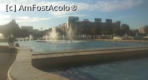 [P22] Fântânile arteziene de la Piața Unirii, București » foto by Mioritik
 - 
<span class="allrVoted glyphicon glyphicon-heart hidden" id="av1399639"></span>
<a class="m-l-10 hidden" id="sv1399639" onclick="voting_Foto_DelVot(,1399639,3511)" role="button">șterge vot <span class="glyphicon glyphicon-remove"></span></a>
<a id="v91399639" class=" c-red"  onclick="voting_Foto_SetVot(1399639)" role="button"><span class="glyphicon glyphicon-heart-empty"></span> <b>LIKE</b> = Votează poza</a> <img class="hidden"  id="f1399639W9" src="/imagini/loader.gif" border="0" /><span class="AjErrMes hidden" id="e1399639ErM"></span>