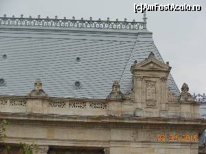 [P04] Bucureşti - Palatul de Justiţie. Detalii arhitecturale şi una dintre cele două table cu legi scrise pe opt rânduri duble.  » foto by iulianic
 - 
<span class="allrVoted glyphicon glyphicon-heart hidden" id="av612289"></span>
<a class="m-l-10 hidden" id="sv612289" onclick="voting_Foto_DelVot(,612289,3511)" role="button">șterge vot <span class="glyphicon glyphicon-remove"></span></a>
<a id="v9612289" class=" c-red"  onclick="voting_Foto_SetVot(612289)" role="button"><span class="glyphicon glyphicon-heart-empty"></span> <b>LIKE</b> = Votează poza</a> <img class="hidden"  id="f612289W9" src="/imagini/loader.gif" border="0" /><span class="AjErrMes hidden" id="e612289ErM"></span>