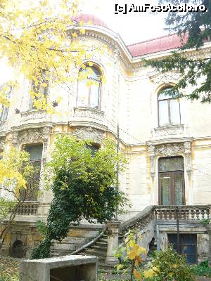 [P03] Bucuresti; Casa Macca - Institutul de Arheologie Vasile Parvan » foto by Diaura*
 - 
<span class="allrVoted glyphicon glyphicon-heart hidden" id="av479246"></span>
<a class="m-l-10 hidden" id="sv479246" onclick="voting_Foto_DelVot(,479246,3511)" role="button">șterge vot <span class="glyphicon glyphicon-remove"></span></a>
<a id="v9479246" class=" c-red"  onclick="voting_Foto_SetVot(479246)" role="button"><span class="glyphicon glyphicon-heart-empty"></span> <b>LIKE</b> = Votează poza</a> <img class="hidden"  id="f479246W9" src="/imagini/loader.gif" border="0" /><span class="AjErrMes hidden" id="e479246ErM"></span>