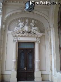 [P07] Palatul Postelor- usa laterala » foto by Diaura*
 - 
<span class="allrVoted glyphicon glyphicon-heart hidden" id="av36960"></span>
<a class="m-l-10 hidden" id="sv36960" onclick="voting_Foto_DelVot(,36960,3511)" role="button">șterge vot <span class="glyphicon glyphicon-remove"></span></a>
<a id="v936960" class=" c-red"  onclick="voting_Foto_SetVot(36960)" role="button"><span class="glyphicon glyphicon-heart-empty"></span> <b>LIKE</b> = Votează poza</a> <img class="hidden"  id="f36960W9" src="/imagini/loader.gif" border="0" /><span class="AjErrMes hidden" id="e36960ErM"></span>