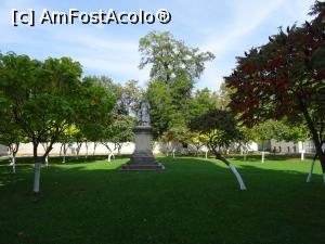 [P09] Statuia Anei Davila în parcul Azilului. » foto by tata123 🔱
 - 
<span class="allrVoted glyphicon glyphicon-heart hidden" id="av1200752"></span>
<a class="m-l-10 hidden" id="sv1200752" onclick="voting_Foto_DelVot(,1200752,3511)" role="button">șterge vot <span class="glyphicon glyphicon-remove"></span></a>
<a id="v91200752" class=" c-red"  onclick="voting_Foto_SetVot(1200752)" role="button"><span class="glyphicon glyphicon-heart-empty"></span> <b>LIKE</b> = Votează poza</a> <img class="hidden"  id="f1200752W9" src="/imagini/loader.gif" border="0" /><span class="AjErrMes hidden" id="e1200752ErM"></span>