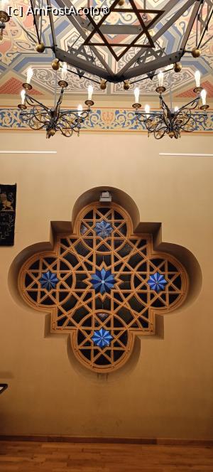 [P07] Rozeta de pe fațadă văzută din interior. » foto by tata123 🔱
 - 
<span class="allrVoted glyphicon glyphicon-heart hidden" id="av1503488"></span>
<a class="m-l-10 hidden" id="sv1503488" onclick="voting_Foto_DelVot(,1503488,3511)" role="button">șterge vot <span class="glyphicon glyphicon-remove"></span></a>
<a id="v91503488" class=" c-red"  onclick="voting_Foto_SetVot(1503488)" role="button"><span class="glyphicon glyphicon-heart-empty"></span> <b>LIKE</b> = Votează poza</a> <img class="hidden"  id="f1503488W9" src="/imagini/loader.gif" border="0" /><span class="AjErrMes hidden" id="e1503488ErM"></span>