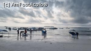 [P02] portul de îmbarcare » foto by robert
 - 
<span class="allrVoted glyphicon glyphicon-heart hidden" id="av1270595"></span>
<a class="m-l-10 hidden" id="sv1270595" onclick="voting_Foto_DelVot(,1270595,3516)" role="button">șterge vot <span class="glyphicon glyphicon-remove"></span></a>
<a id="v91270595" class=" c-red"  onclick="voting_Foto_SetVot(1270595)" role="button"><span class="glyphicon glyphicon-heart-empty"></span> <b>LIKE</b> = Votează poza</a> <img class="hidden"  id="f1270595W9" src="/imagini/loader.gif" border="0" /><span class="AjErrMes hidden" id="e1270595ErM"></span>