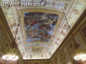 [P53] Palatul Normanzilor - sala Ruggero » foto by Carmen Ion
 - 
<span class="allrVoted glyphicon glyphicon-heart hidden" id="av1085594"></span>
<a class="m-l-10 hidden" id="sv1085594" onclick="voting_Foto_DelVot(,1085594,3527)" role="button">șterge vot <span class="glyphicon glyphicon-remove"></span></a>
<a id="v91085594" class=" c-red"  onclick="voting_Foto_SetVot(1085594)" role="button"><span class="glyphicon glyphicon-heart-empty"></span> <b>LIKE</b> = Votează poza</a> <img class="hidden"  id="f1085594W9" src="/imagini/loader.gif" border="0" /><span class="AjErrMes hidden" id="e1085594ErM"></span>