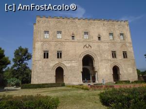 [P40] Castello della Zisa » foto by Carmen Ion
 - 
<span class="allrVoted glyphicon glyphicon-heart hidden" id="av1086282"></span>
<a class="m-l-10 hidden" id="sv1086282" onclick="voting_Foto_DelVot(,1086282,3527)" role="button">șterge vot <span class="glyphicon glyphicon-remove"></span></a>
<a id="v91086282" class=" c-red"  onclick="voting_Foto_SetVot(1086282)" role="button"><span class="glyphicon glyphicon-heart-empty"></span> <b>LIKE</b> = Votează poza</a> <img class="hidden"  id="f1086282W9" src="/imagini/loader.gif" border="0" /><span class="AjErrMes hidden" id="e1086282ErM"></span>